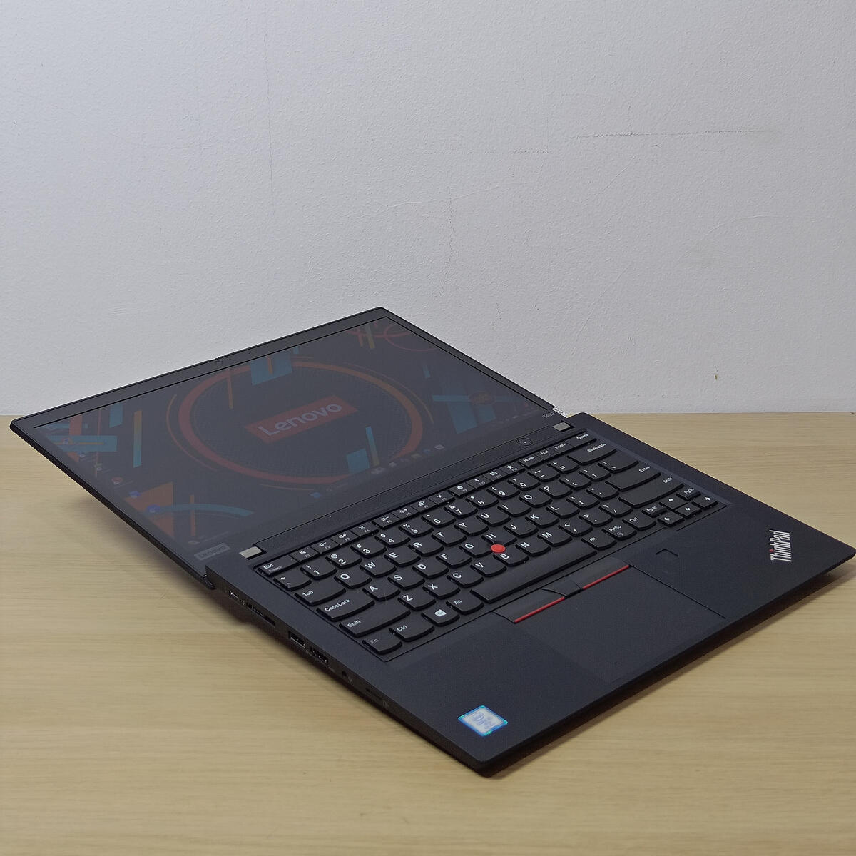 Lenovo Thinkpad T490 Flex Flat Lenovo Thinkpad T490 Flex Flat Butik Laptop